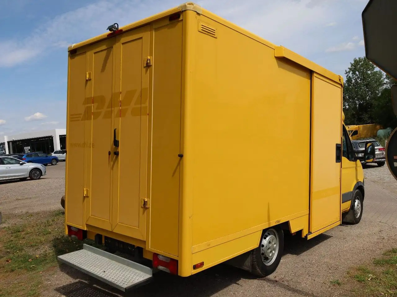 Iveco Daily/ Regalsystem/Luftfeder/KURZ/1. Hand - Carrinha de contentor: foto 4 Iveco Daily/ Regalsystem/Luftfeder/KURZ/1. Hand - Carrinha de contentor: foto 4