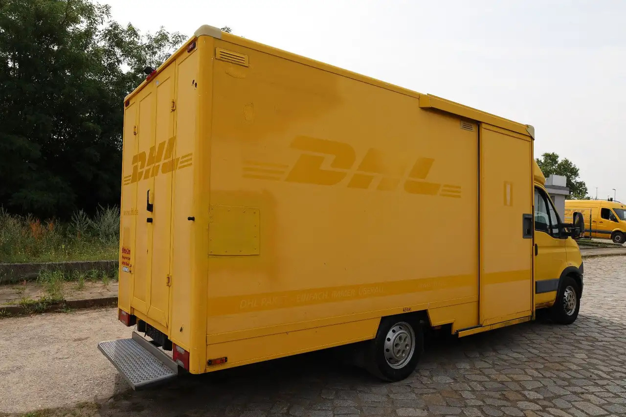 Iveco IS35SI2AA Daily/ Regalsystem/Luftfeder/1. Hand/ - Carrinha de contentor: foto 3 Iveco IS35SI2AA Daily/ Regalsystem/Luftfeder/1. Hand/ - Carrinha de contentor: foto 3