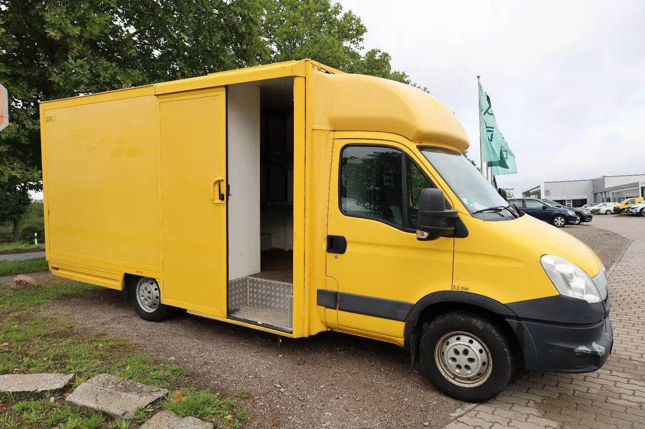 Iveco IS35SI2AA Daily/ Regalsystem/Luftfeder/1. Hand/ - Carrinha de contentor: foto 5 Iveco IS35SI2AA Daily/ Regalsystem/Luftfeder/1. Hand/ - Carrinha de contentor: foto 5