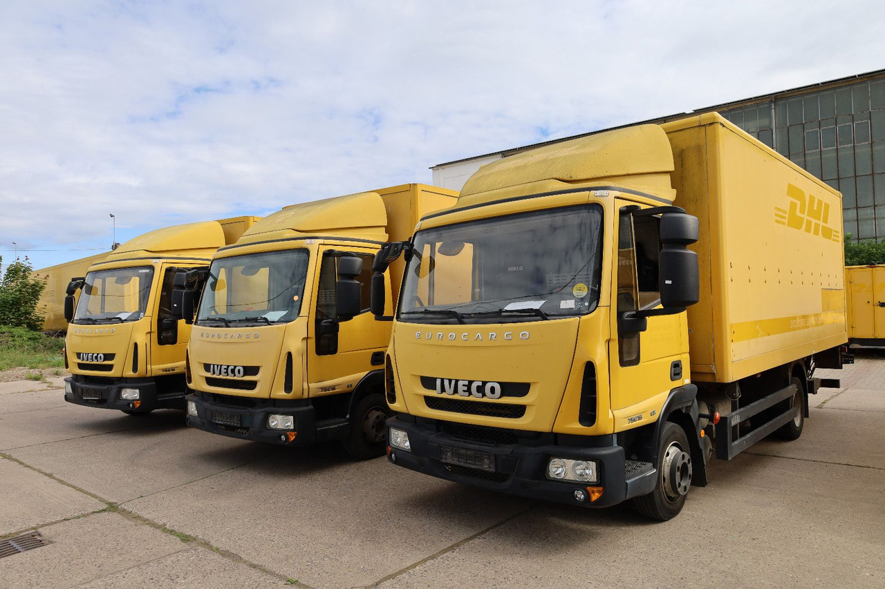 Iveco M752/Koffer/ 1. Hand - Carrinha de contentor: foto 1 Iveco M752/Koffer/ 1. Hand - Carrinha de contentor: foto 1
