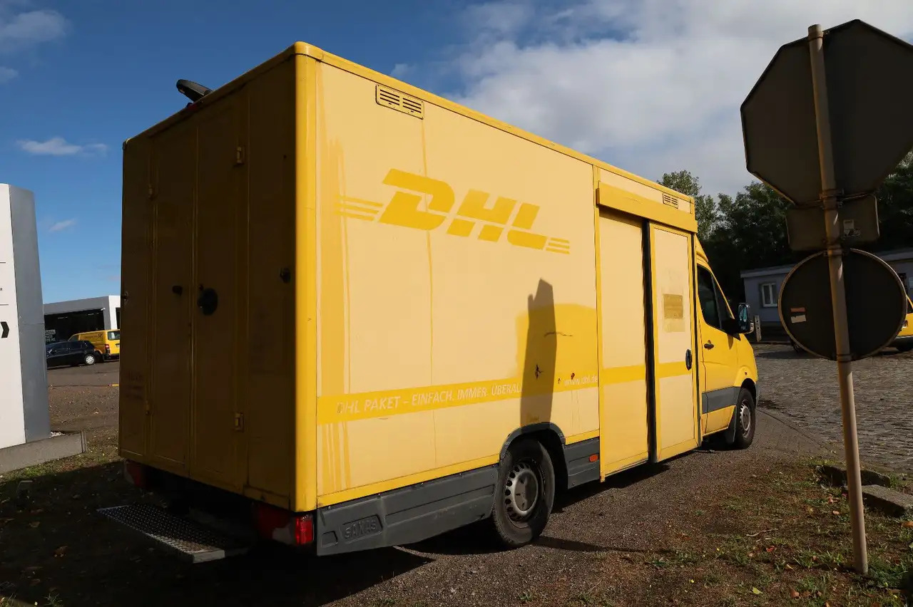 Mercedes-Benz Sprinter II Pritsche/ Koffer/Regalsystem - Carrinha de contentor: foto 3 Mercedes-Benz Sprinter II Pritsche/ Koffer/Regalsystem - Carrinha de contentor: foto 3