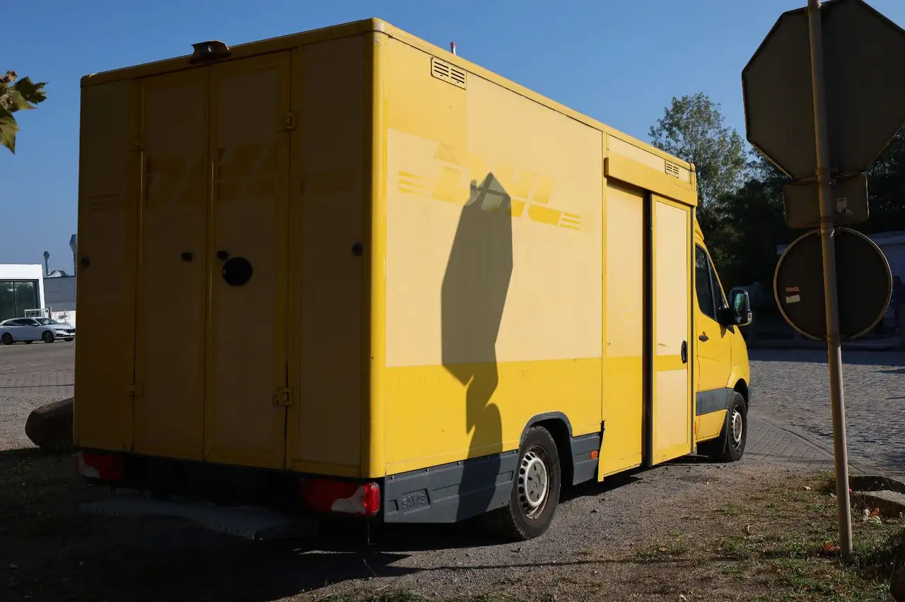 Mercedes-Benz Sprinter/Koffer/Regalsystem/ EU5/ 1. Hand - Carrinha de contentor: foto 4 Mercedes-Benz Sprinter/Koffer/Regalsystem/ EU5/ 1. Hand - Carrinha de contentor: foto 4