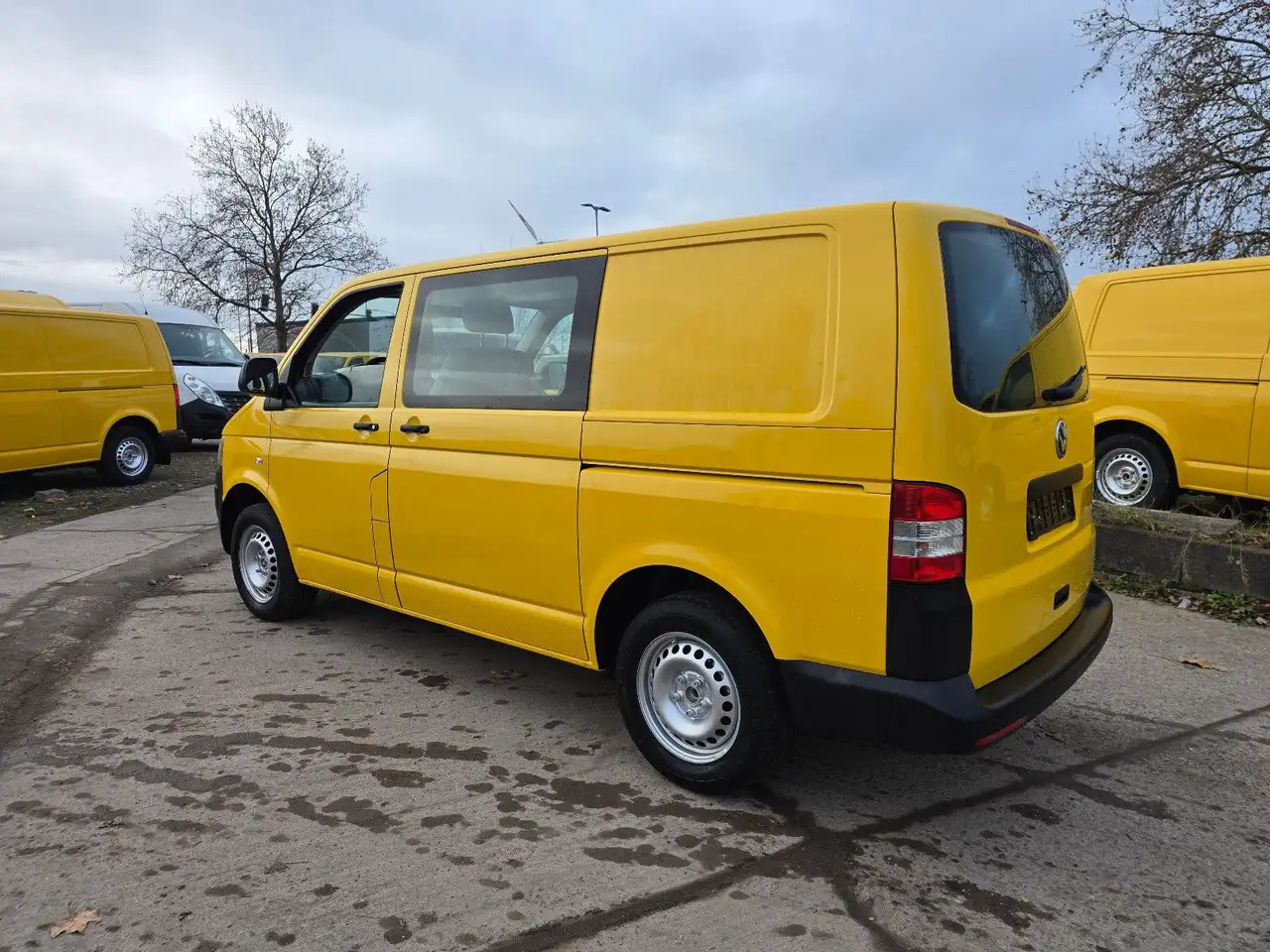 Volkswagen T5 Transporter/ 2.0 TDI/EU5/1.Hand/5-Sitze - Furgão: foto 5 Volkswagen T5 Transporter/ 2.0 TDI/EU5/1.Hand/5-Sitze - Furgão: foto 5