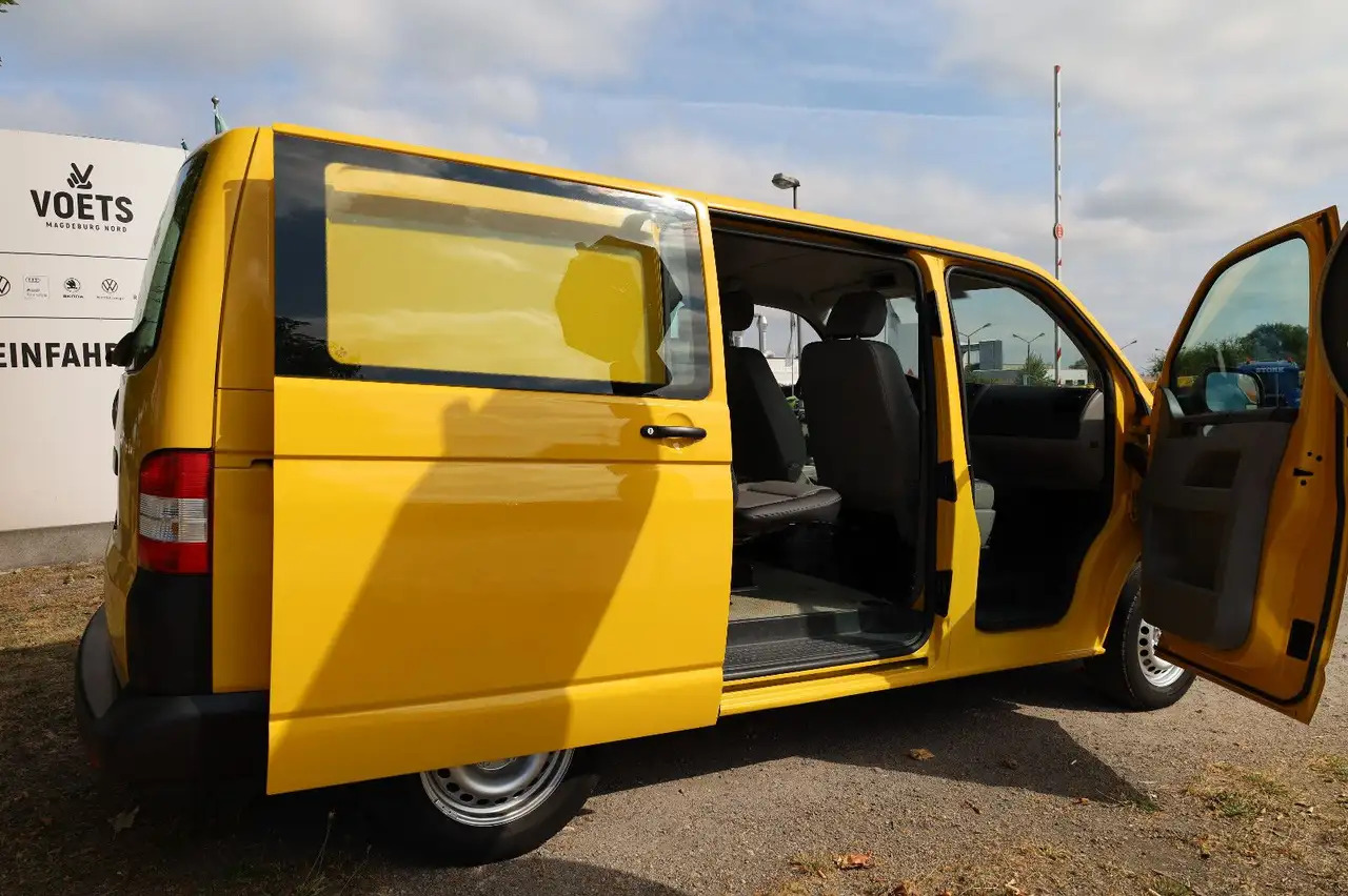 Volkswagen T5 Transporter/ 2.0 TDI/EU5/1.Hand/5-Sitze - Carrinha cabine dupla: foto 2 Volkswagen T5 Transporter/ 2.0 TDI/EU5/1.Hand/5-Sitze - Carrinha cabine dupla: foto 2