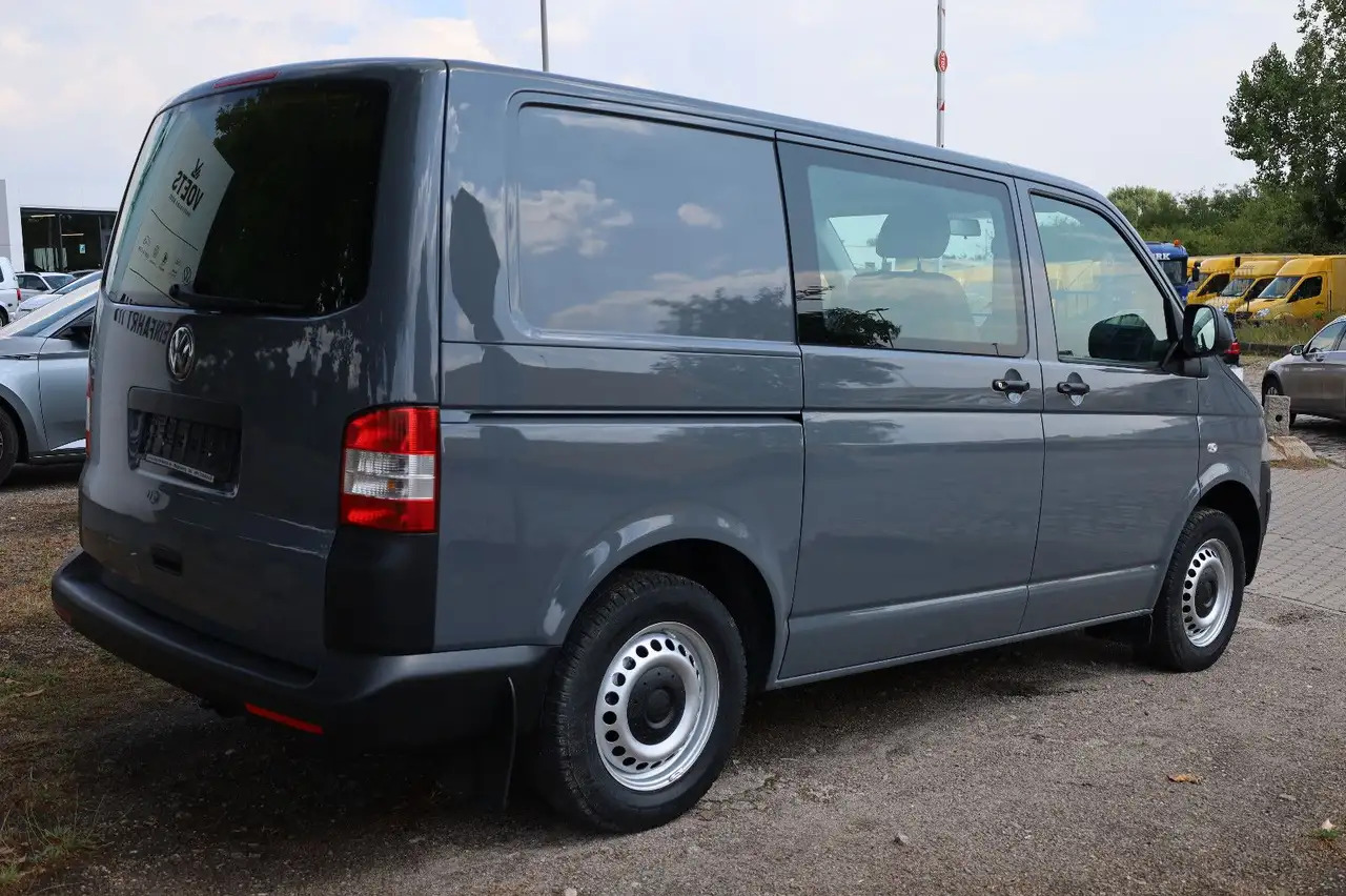 Volkswagen T5 Transporter Kasten-Kombi 2.0 TDI/EU5/5-Sitze - Automóvel: foto 3 Volkswagen T5 Transporter Kasten-Kombi 2.0 TDI/EU5/5-Sitze - Automóvel: foto 3