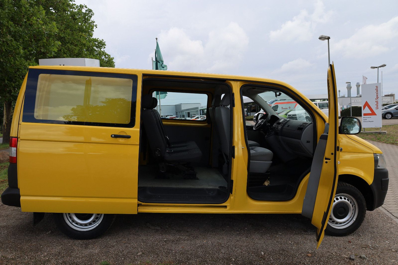 Volkswagen T5 Transporter Kasten-Kombi 2.0 TDI/EU5/5-Sitze - Furgão compacto: foto 1 Volkswagen T5 Transporter Kasten-Kombi 2.0 TDI/EU5/5-Sitze - Furgão compacto: foto 1