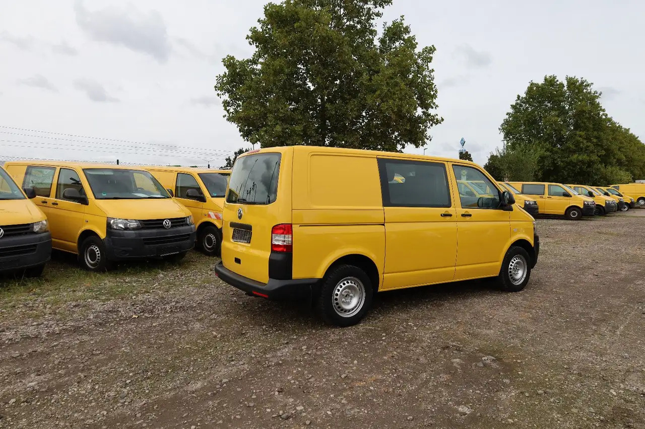 Volkswagen T5 Transporter Kasten-Kombi 2.0 TDI/EU5 - Automóvel: foto 5 Volkswagen T5 Transporter Kasten-Kombi 2.0 TDI/EU5 - Automóvel: foto 5