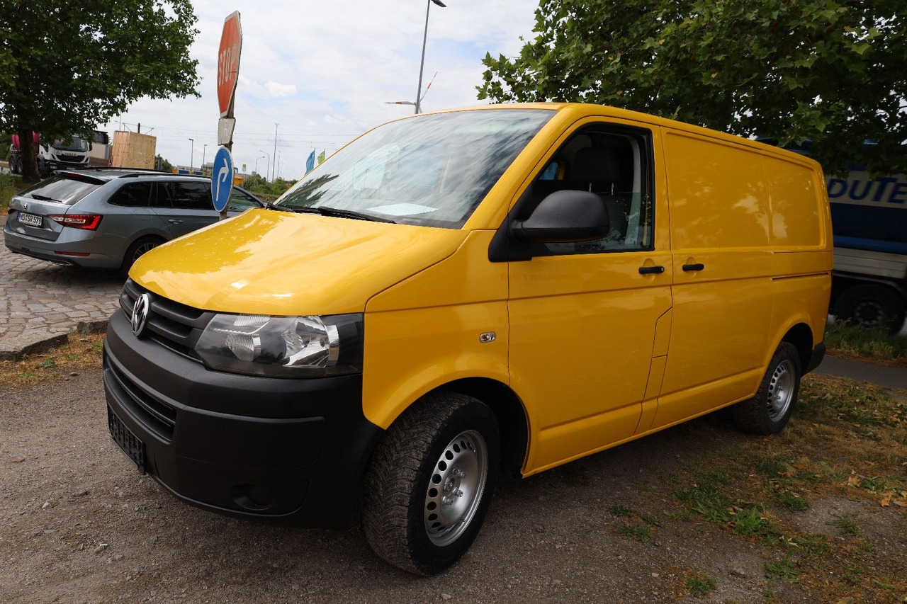 Volkswagen T5 Transporter Kasten-Kombi 2.0 TDI/EU5 - Furgão compacto: foto 2 Volkswagen T5 Transporter Kasten-Kombi 2.0 TDI/EU5 - Furgão compacto: foto 2