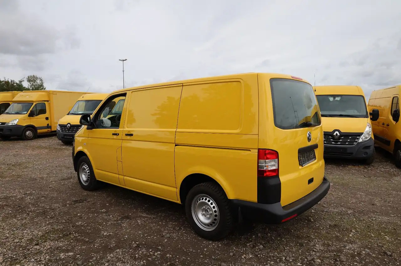 Volkswagen T5 Transporter Kasten-Kombi 2.0 TDI/EU5 - Automóvel: foto 4 Volkswagen T5 Transporter Kasten-Kombi 2.0 TDI/EU5 - Automóvel: foto 4