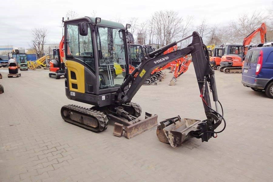 Volvo EC18D Löffelpaket - Mini escavadeira: foto 2 Volvo EC18D Löffelpaket - Mini escavadeira: foto 2