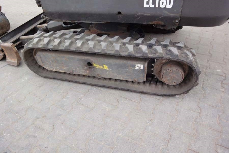 Volvo EC18D Löffelpaket - Mini escavadeira: foto 4 Volvo EC18D Löffelpaket - Mini escavadeira: foto 4
