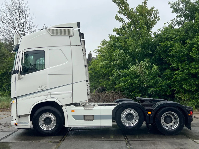 Volvo FH 500 STEERING AXLE***LIFT AXLE***FH500 6x2*** - Tractor: foto 3 Volvo FH 500 STEERING AXLE***LIFT AXLE***FH500 6x2*** - Tractor: foto 3