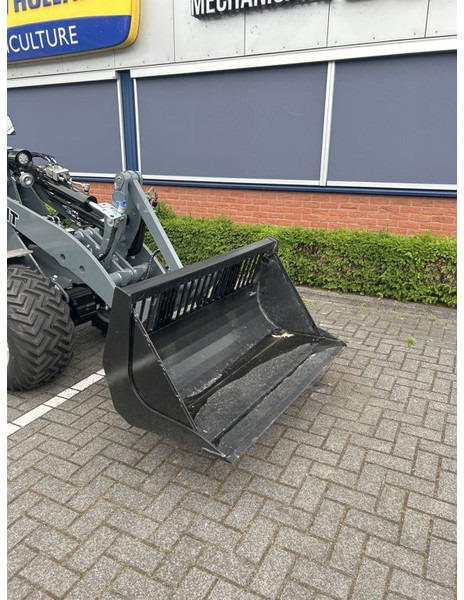 Tobroco Puinbak 130 cm Giant aanspan - Balde de Máquina de construção: foto 2 Tobroco Puinbak 130 cm Giant aanspan - Balde de Máquina de construção: foto 2