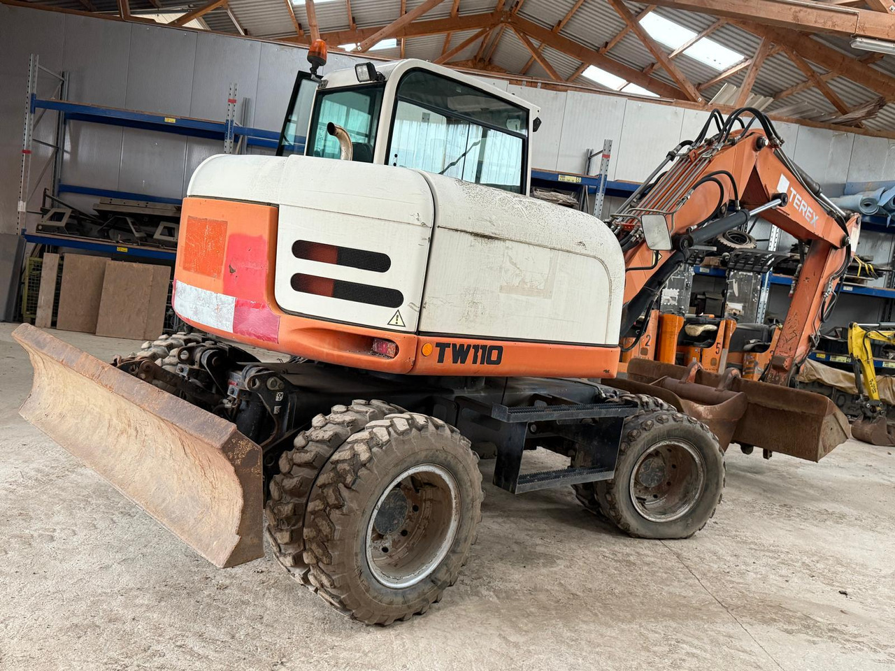 Terex TW 110 Mobil-Excavator - Escavadeira de rodas: foto 4 Terex TW 110 Mobil-Excavator - Escavadeira de rodas: foto 4