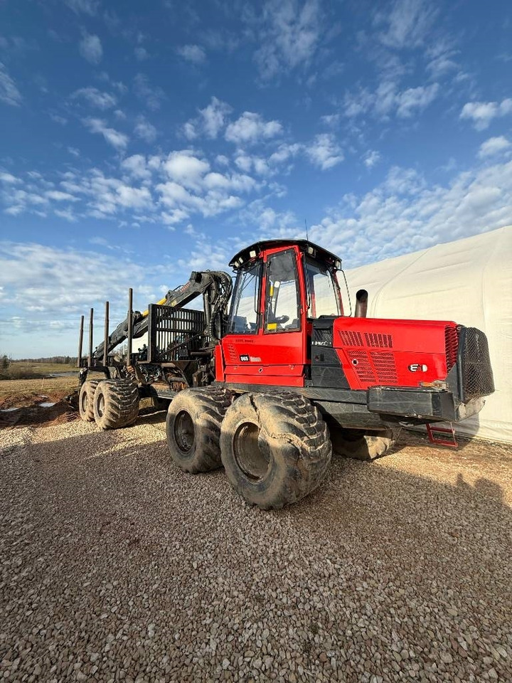Komatsu 865 - Forwarder: foto 1 Komatsu 865 - Forwarder: foto 1