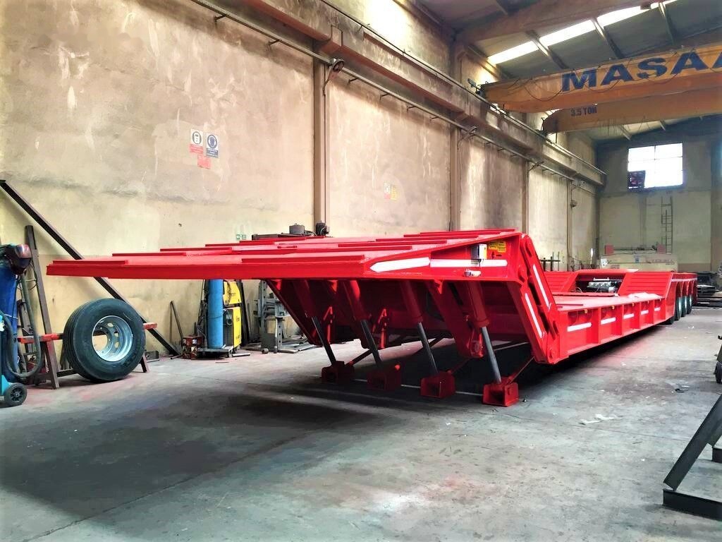AME 100 Ton, Front Loading 4 Axle Lowbed Semi Trailer - Semireboque baixa: foto 3 AME 100 Ton, Front Loading 4 Axle Lowbed Semi Trailer - Semireboque baixa: foto 3
