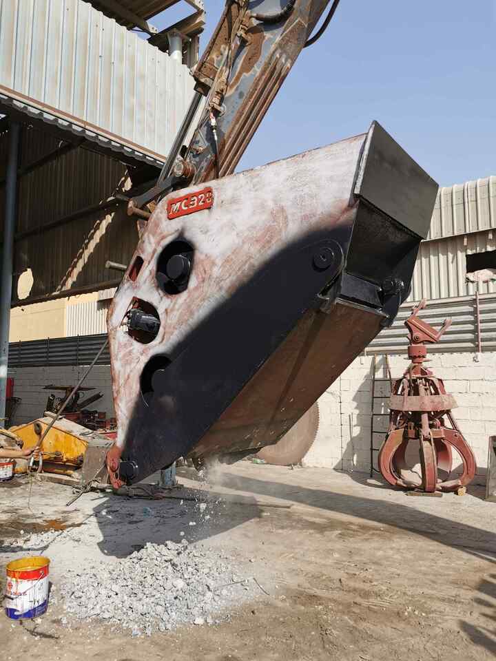 Balde de Escavadeira nuevo AME Crusher Bucket (MCB 20): foto 17