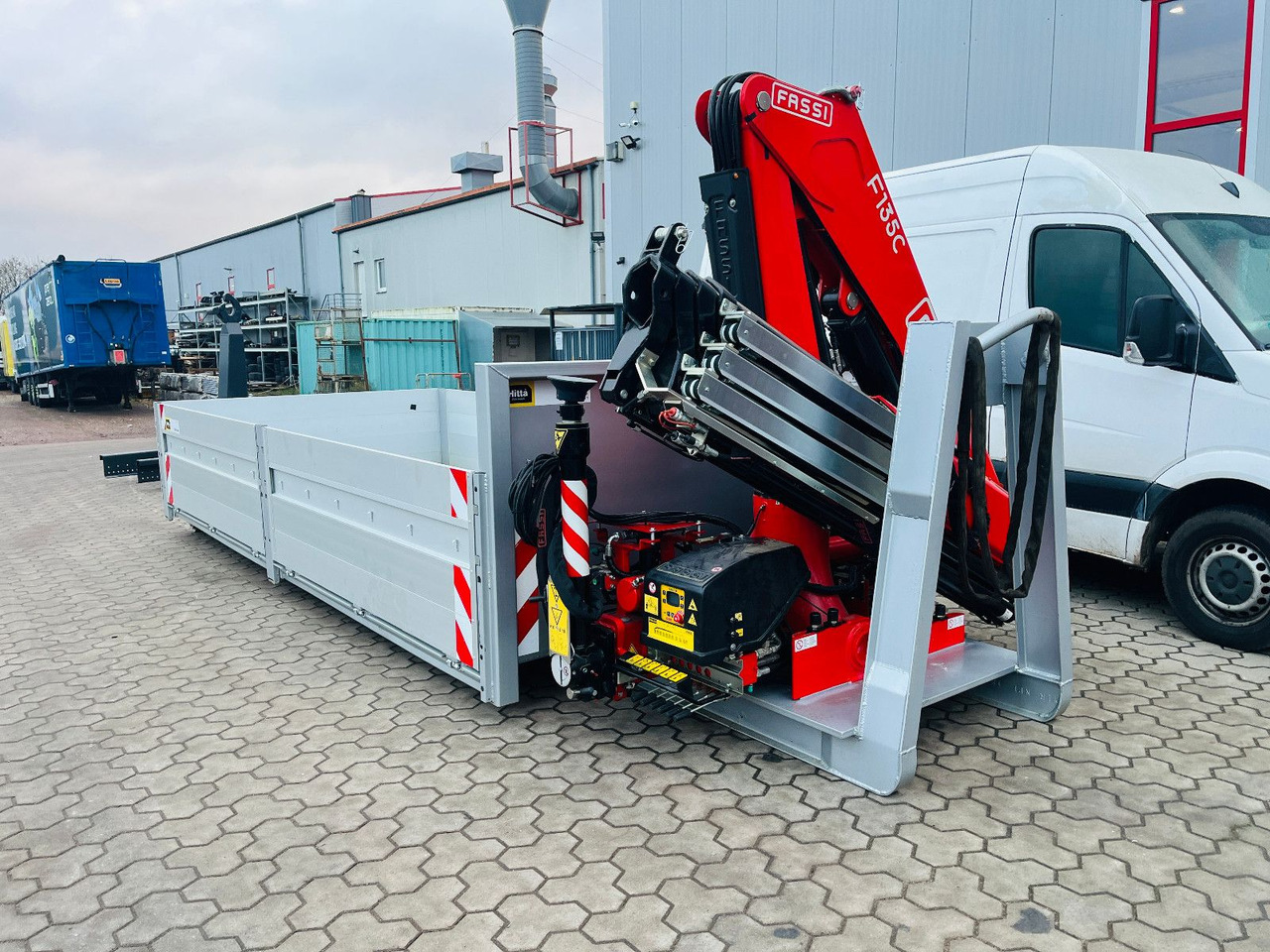 Container mit Fassi Kran, Krancontainer - Contentor ampliroll: foto 1 Container mit Fassi Kran, Krancontainer - Contentor ampliroll: foto 1