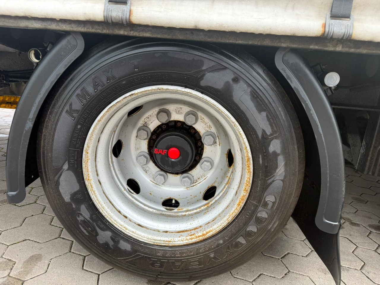 Locação de  FBL Tandem Anhänger Volumen Inklusive LKW!! FBL Tandem Anhänger Volumen Inklusive LKW!!: foto 15