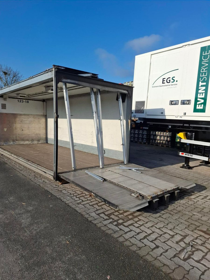 Getränke Abrollcontainer - Semireboque transportador de contêineres/ Caixa móvel: foto 4 Getränke Abrollcontainer - Semireboque transportador de contêineres/ Caixa móvel: foto 4