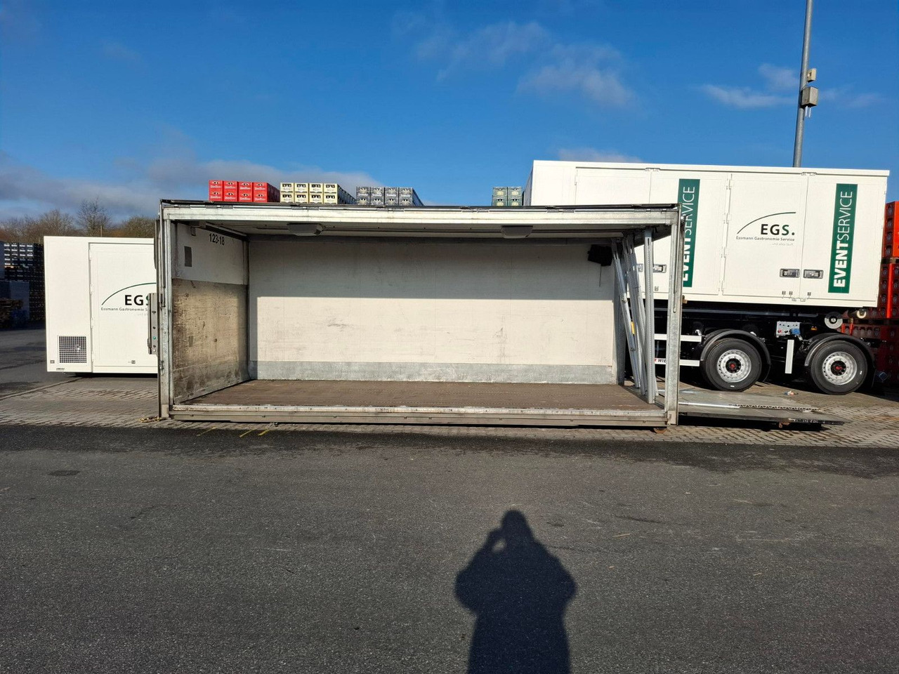 Getränke Abrollcontainer - Semireboque transportador de contêineres/ Caixa móvel: foto 3 Getränke Abrollcontainer - Semireboque transportador de contêineres/ Caixa móvel: foto 3