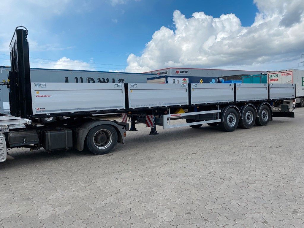 Kässbohrer Bordwandauflieger Twistlocks - Semi-reboque plataforma/ Caixa aberta: foto 1 Kässbohrer Bordwandauflieger Twistlocks - Semi-reboque plataforma/ Caixa aberta: foto 1