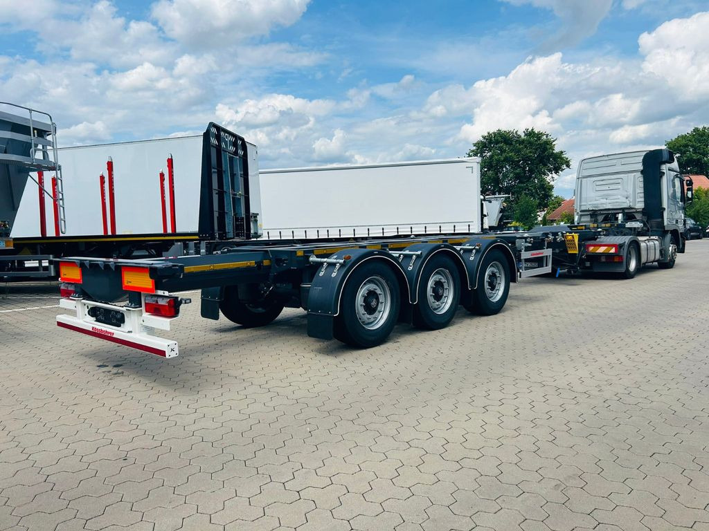 Kässbohrer K.SHG Multi Containerchassis ausziehbar - Semireboque transportador de contêineres/ Caixa móvel: foto 2 Kässbohrer K.SHG Multi Containerchassis ausziehbar - Semireboque transportador de contêineres/ Caixa móvel: foto 2