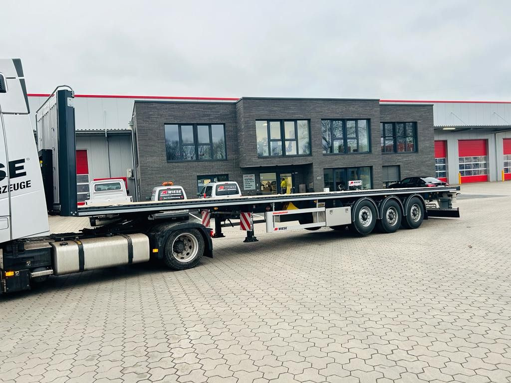 Kässbohrer K.SPS Plattform Auflieger Sofort Verfügbar - Semi-reboque plataforma/ Caixa aberta: foto 1 Kässbohrer K.SPS Plattform Auflieger Sofort Verfügbar - Semi-reboque plataforma/ Caixa aberta: foto 1