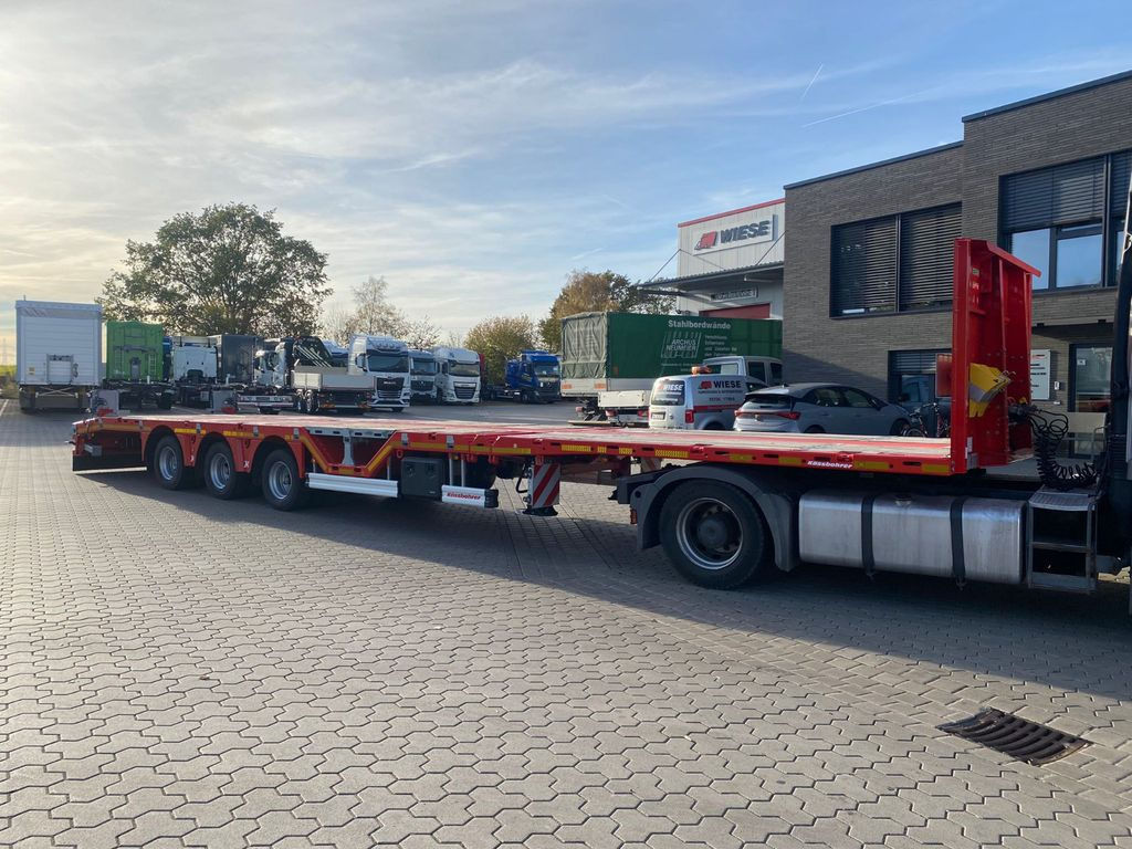Kässbohrer Mega Tele HD Plattform Auflieger mit Radmulden - Semi-reboque plataforma/ Caixa aberta: foto 4 Kässbohrer Mega Tele HD Plattform Auflieger mit Radmulden - Semi-reboque plataforma/ Caixa aberta: foto 4