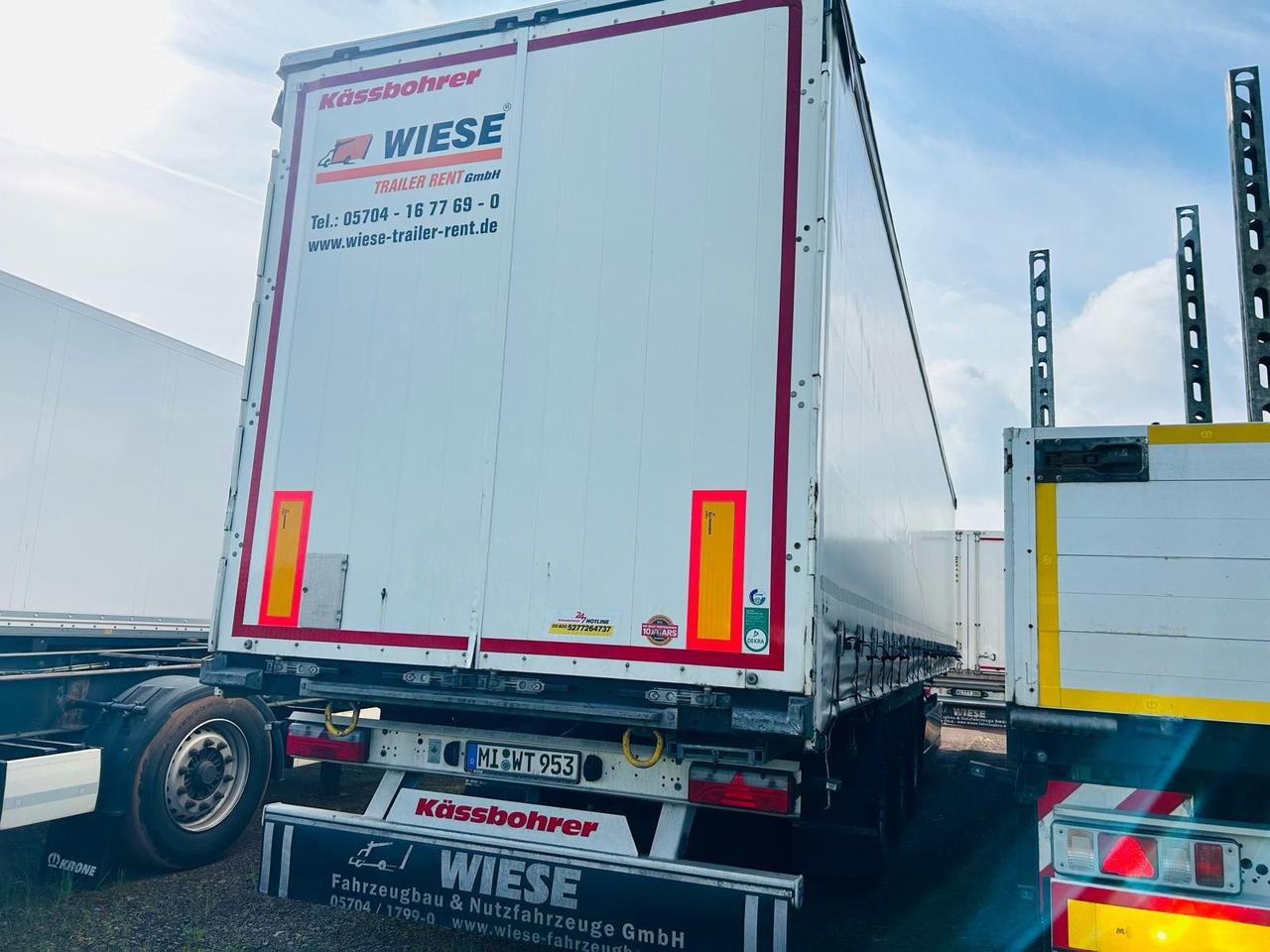 Kässbohrer Schiebeplanen Auflieger - Semi-reboque de lona: foto 2 Kässbohrer Schiebeplanen Auflieger - Semi-reboque de lona: foto 2