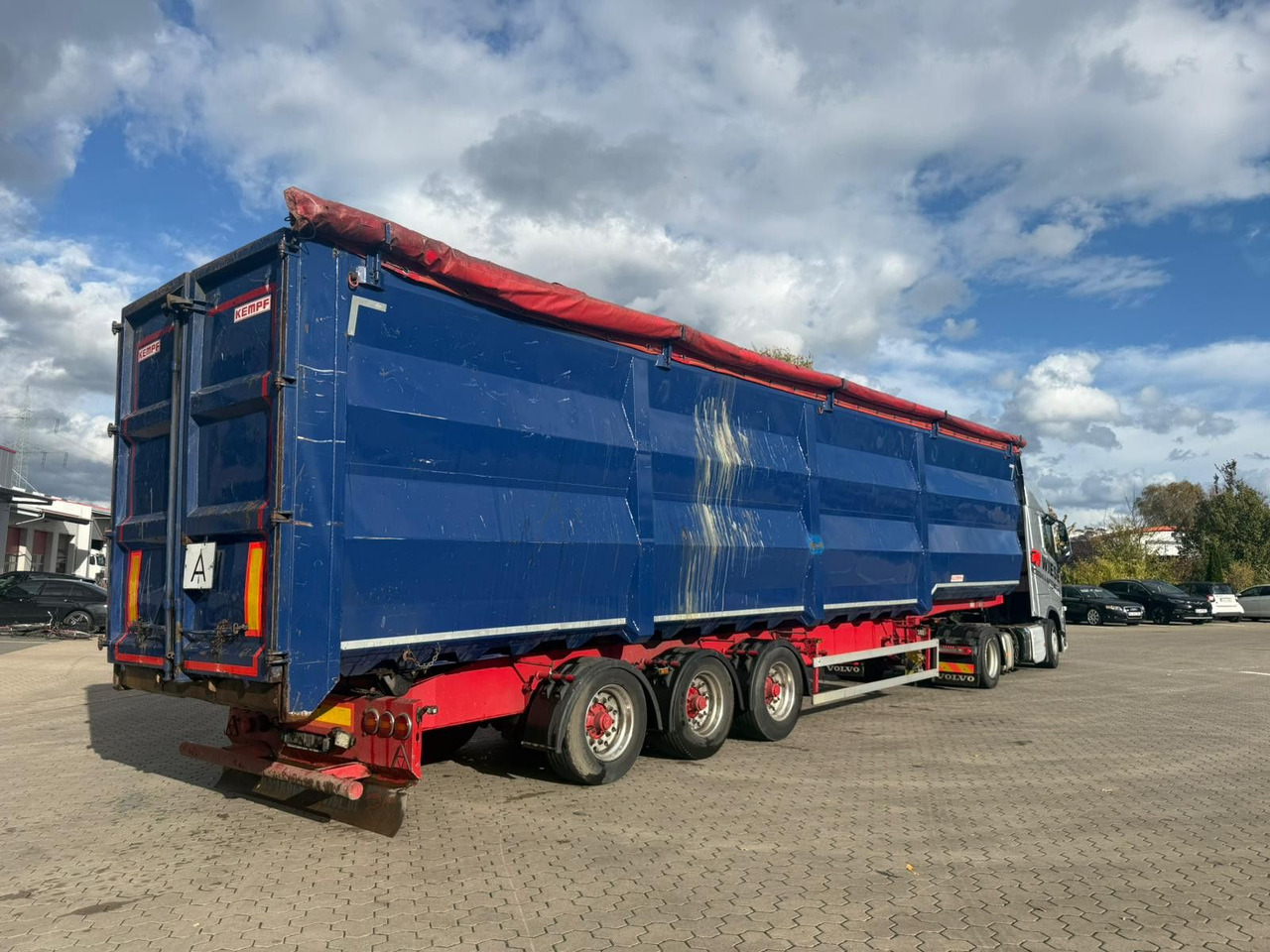 Kempf SKM 35/3 Großraummulde für Schrott 85m³ - Semireboque basculante: foto 3 Kempf SKM 35/3 Großraummulde für Schrott 85m³ - Semireboque basculante: foto 3