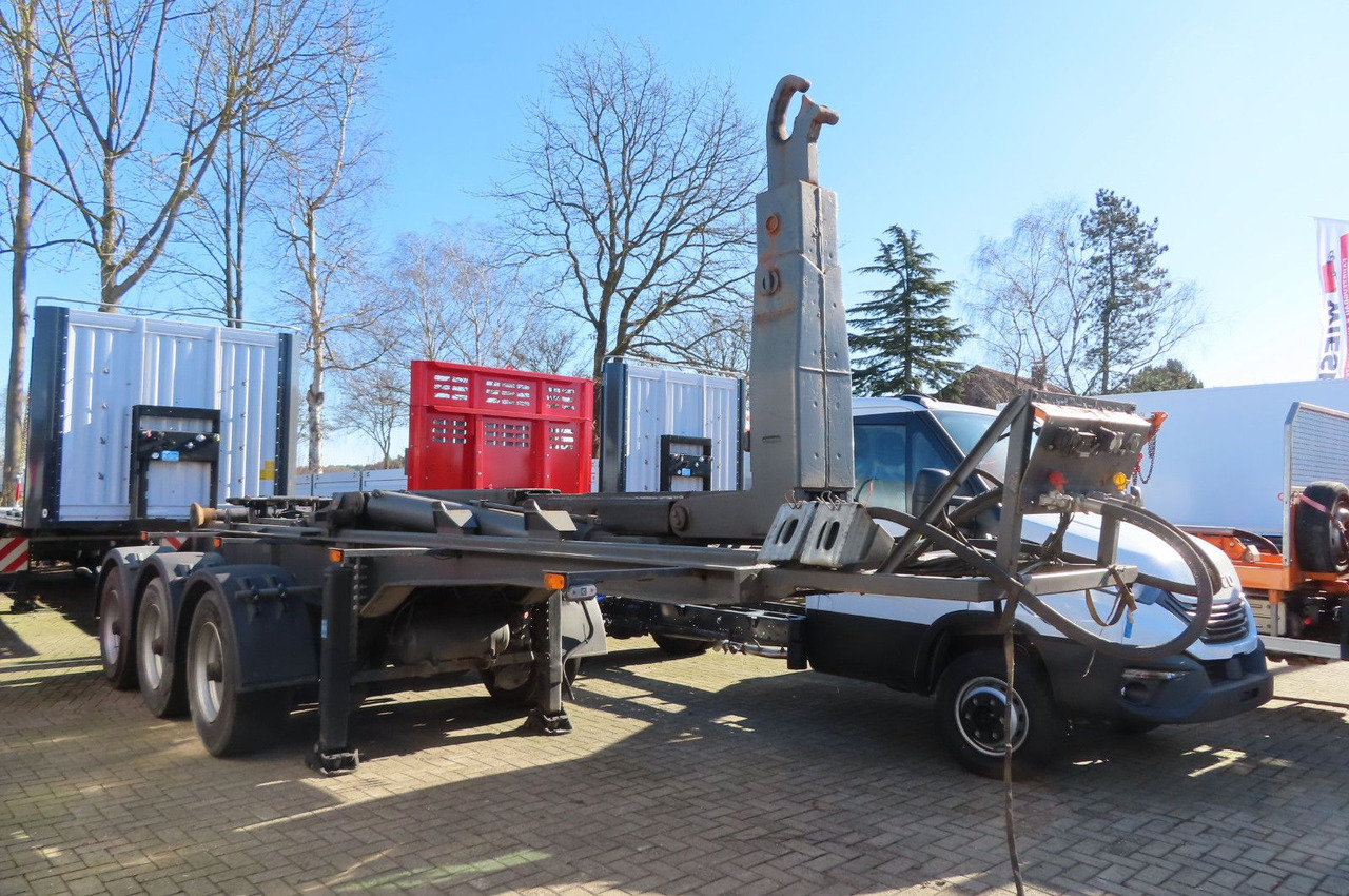 Krampe Auflieger Abrollkipper Hakenlift - Semireboque transportador de contêineres/ Caixa móvel: foto 2 Krampe Auflieger Abrollkipper Hakenlift - Semireboque transportador de contêineres/ Caixa móvel: foto 2