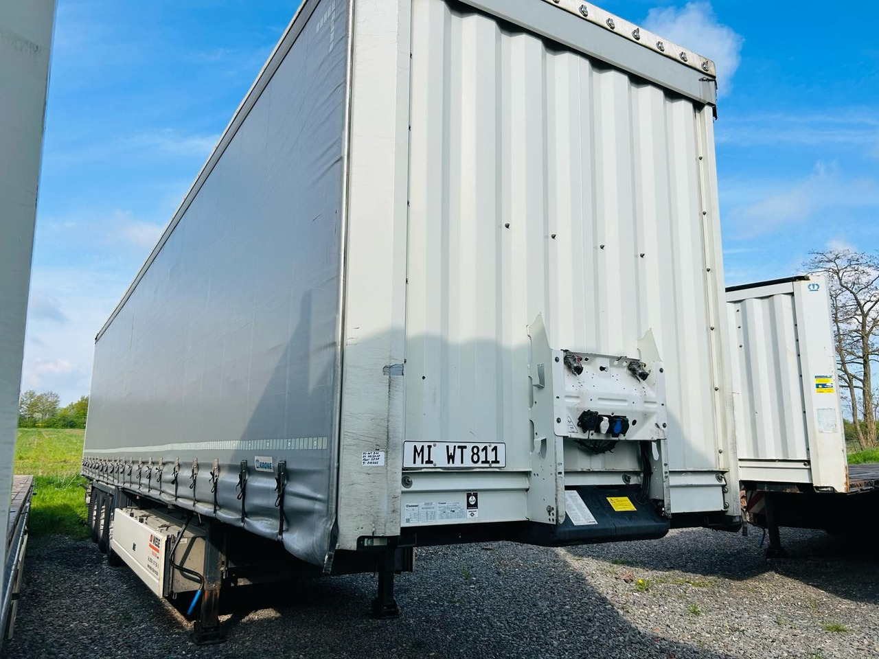 Krone Schiebeplanen Auflieger TÜV Neu - Semi-reboque de lona: foto 4 Krone Schiebeplanen Auflieger TÜV Neu - Semi-reboque de lona: foto 4
