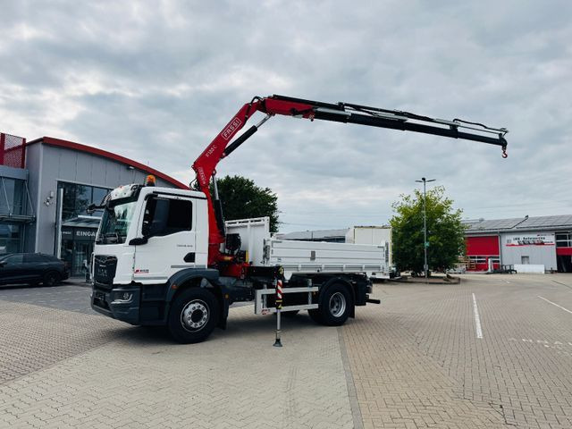 MAN 18.320 4x4 mit Fassi Ladekran Sofort Verfügbar - Caminhão basculante, Caminhão grua: foto 4 MAN 18.320 4x4 mit Fassi Ladekran Sofort Verfügbar - Caminhão basculante, Caminhão grua: foto 4