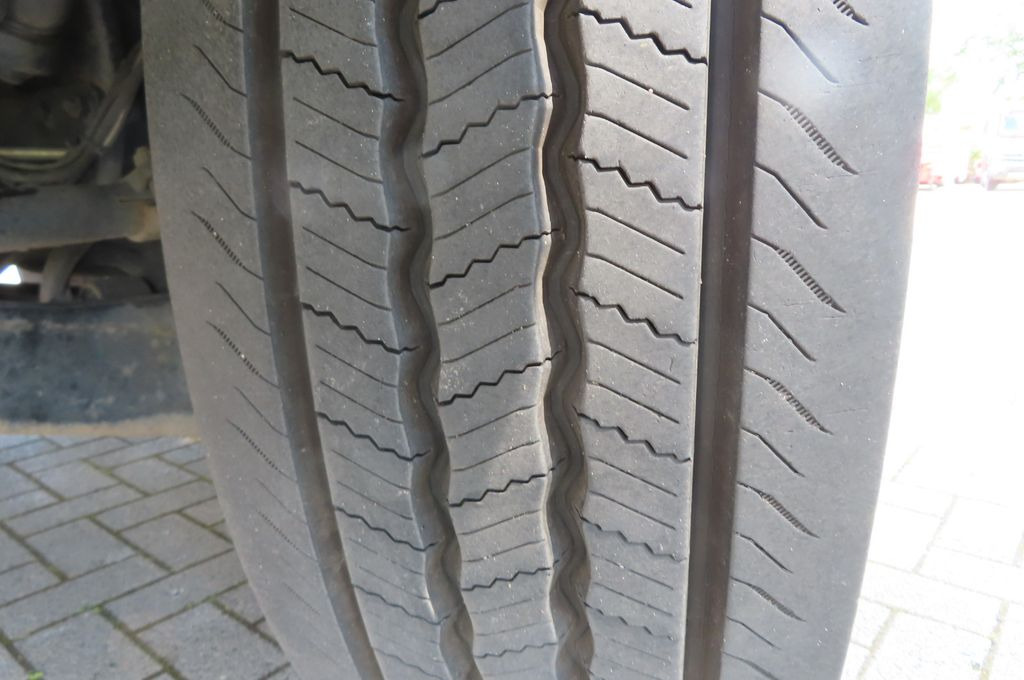 Locação de MAN TGX 26.500 6x2 - Baustoff - HIAB Kran  MAN TGX 26.500 6x2 - Baustoff - HIAB Kran: foto 8