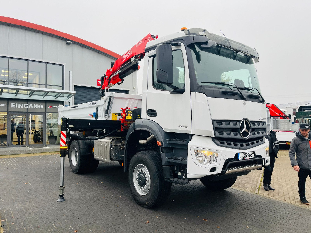 Mercedes-Benz Arocs 1835 4x4 Meiller Fassi F135 Kran Kipper - Caminhão basculante, Caminhão grua: foto 2 Mercedes-Benz Arocs 1835 4x4 Meiller Fassi F135 Kran Kipper - Caminhão basculante, Caminhão grua: foto 2