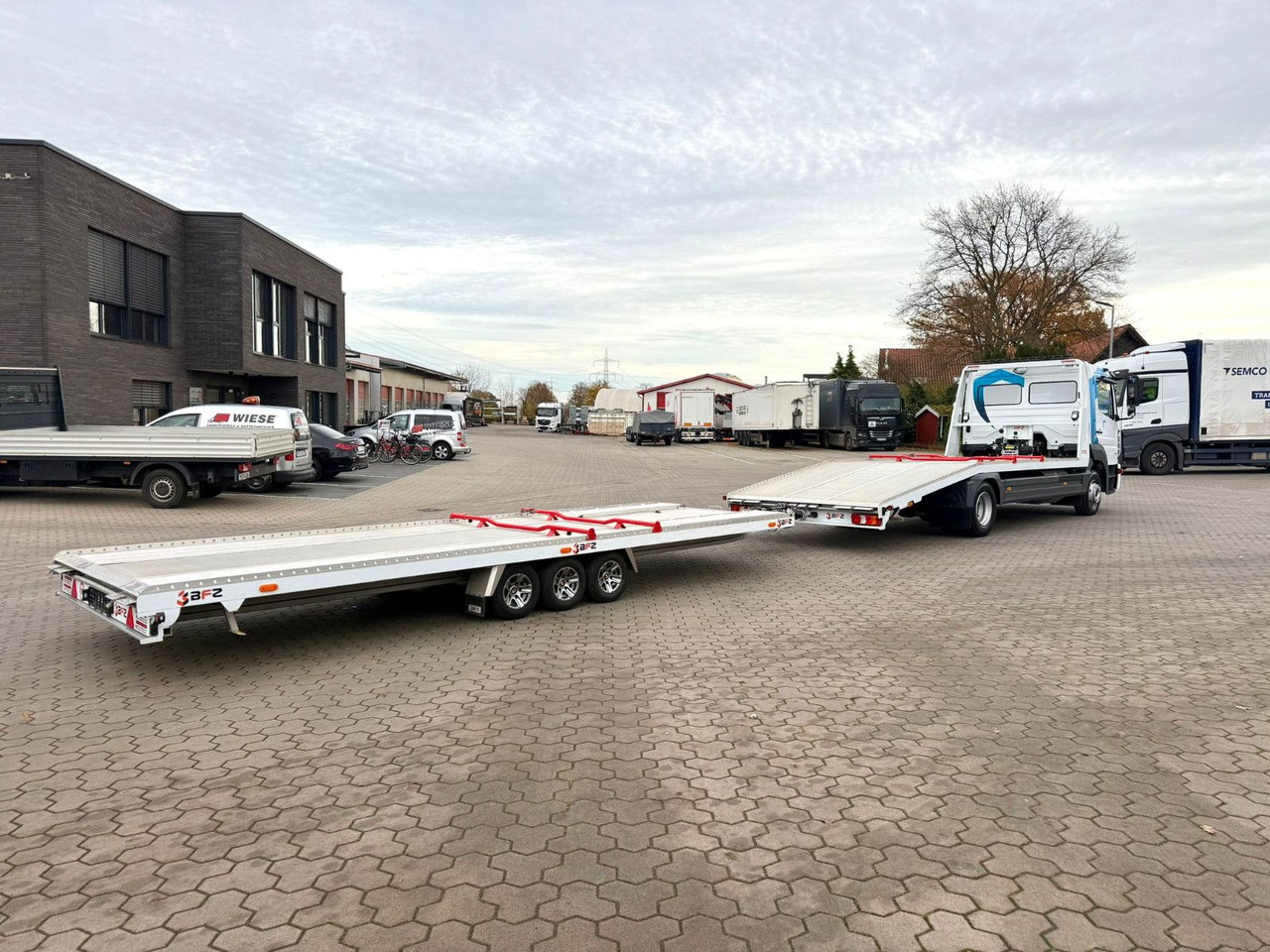 Mercedes-Benz Atego 918L Autotransporter mit BFZ Anhänger - Caminhão transporte de veículos: foto 5 Mercedes-Benz Atego 918L Autotransporter mit BFZ Anhänger - Caminhão transporte de veículos: foto 5