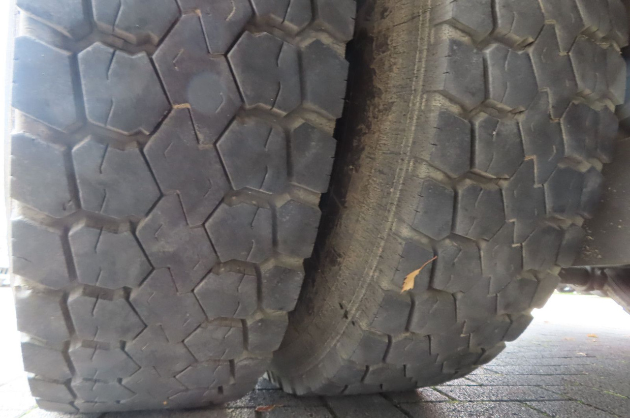 Camião de caixa aberta/ Plataforma, Caminhão grua Mercedes-Benz Axor  1833 L - Glastransporter Kran Palfinger: foto 15