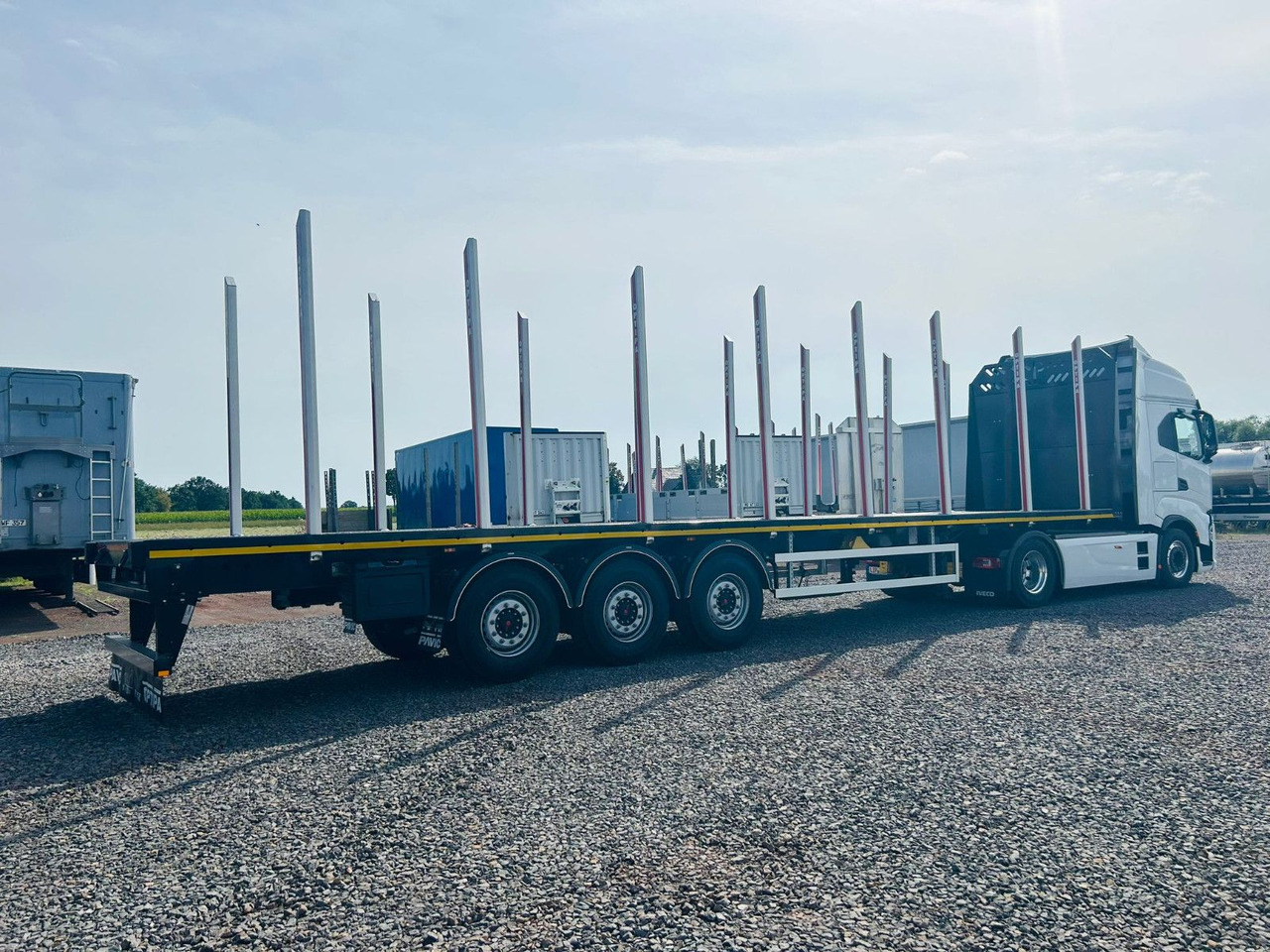 PAVIC PRSH27 Plateau Rungen Schnellwechselsystem - Semi-reboque florestal: foto 4 PAVIC PRSH27 Plateau Rungen Schnellwechselsystem - Semi-reboque florestal: foto 4