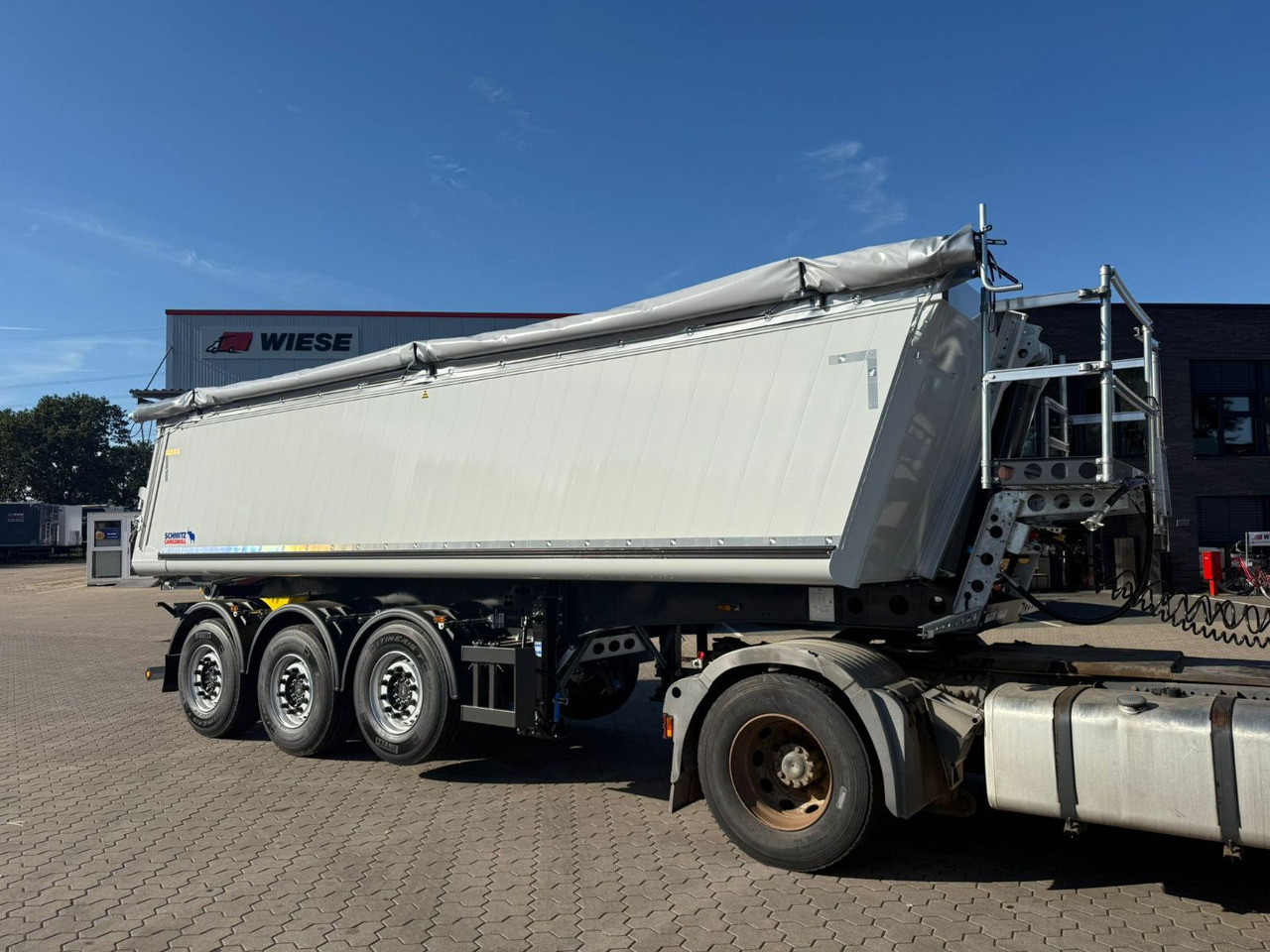 Schmitz Cargobull SKI 24 SL 7.2 3-Achs Alu Mulde 27m³ Sofort Verfü - Semireboque basculante: foto 1 Schmitz Cargobull SKI 24 SL 7.2 3-Achs Alu Mulde 27m³ Sofort Verfü - Semireboque basculante: foto 1