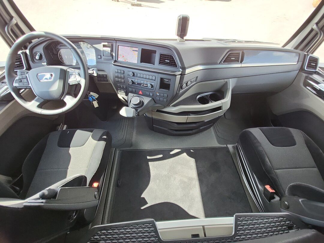 MAN TGX 18.520 GX 4x2 BL SA Euro 6 Sofort Verfügbar - Tractor: foto 5 MAN TGX 18.520 GX 4x2 BL SA Euro 6 Sofort Verfügbar - Tractor: foto 5