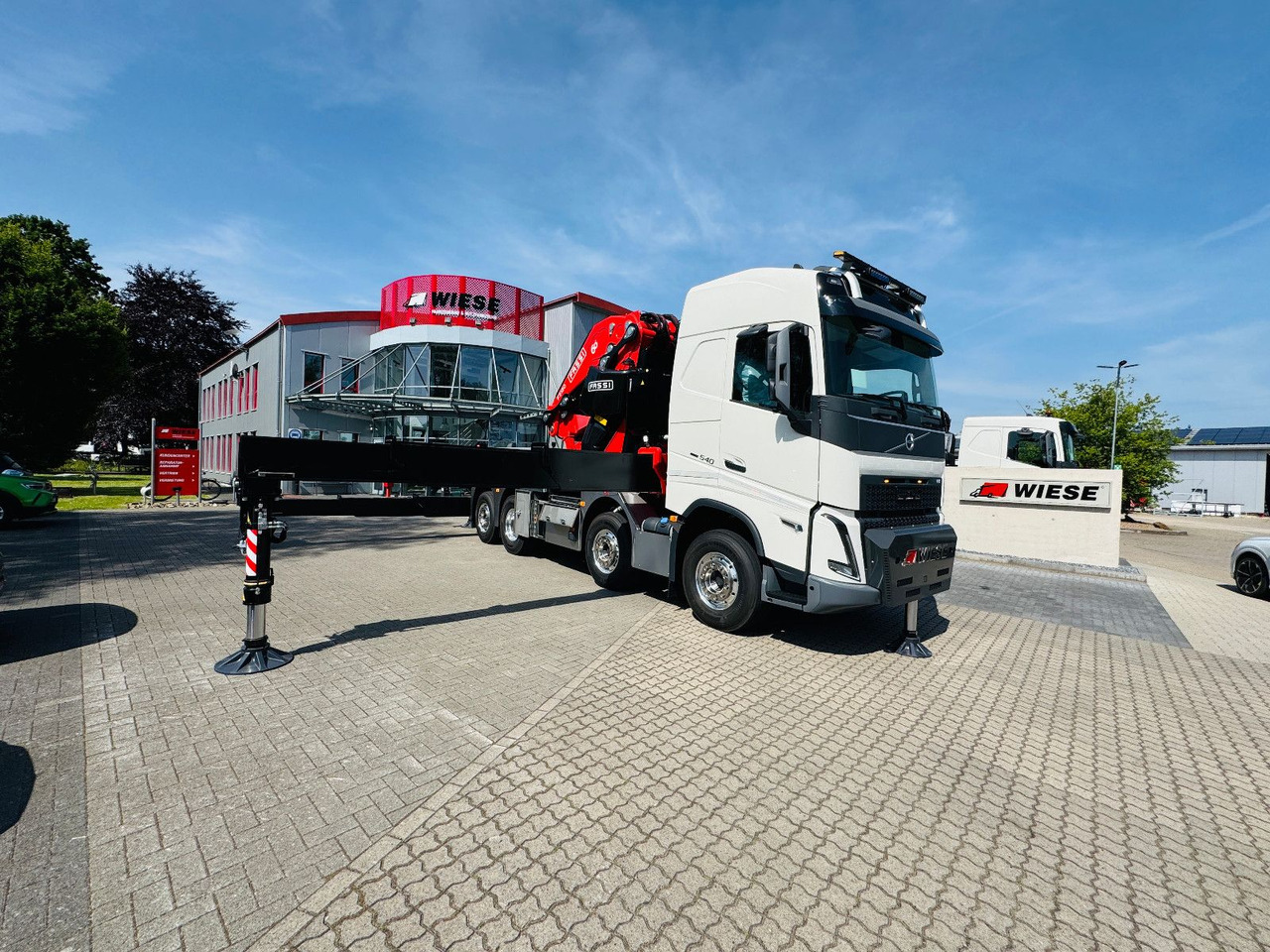Volvo FH 540 mit Fassi F2150RAL Fly Jib + Winde - Camião de caixa aberta/ Plataforma, Caminhão grua: foto 1 Volvo FH 540 mit Fassi F2150RAL Fly Jib + Winde - Camião de caixa aberta/ Plataforma, Caminhão grua: foto 1