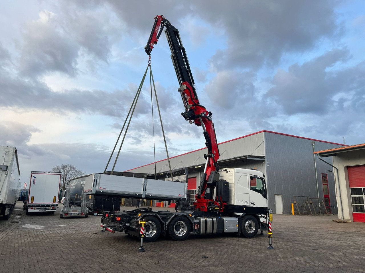 Volvo FH500 6x2 mit Fassi F545 2.27 JIB Winde sofort - Caminhão grua: foto 3 Volvo FH500 6x2 mit Fassi F545 2.27 JIB Winde sofort - Caminhão grua: foto 3