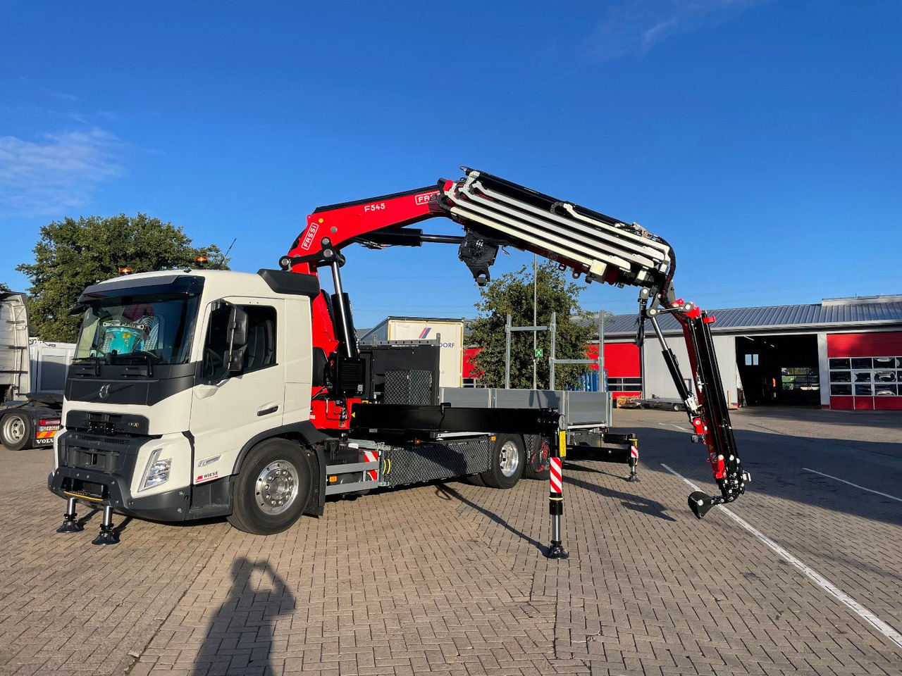Volvo FMX 500 FASSI Ladekran F545 JIB & Winde Sofort - Caminhão grua: foto 2 Volvo FMX 500 FASSI Ladekran F545 JIB & Winde Sofort - Caminhão grua: foto 2