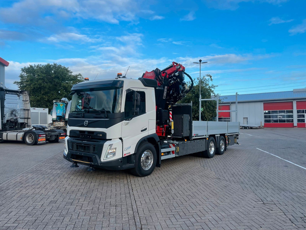Volvo FMX 500 FASSI Ladekran F545 JIB & Winde Sofort - Camião de caixa aberta/ Plataforma, Caminhão grua: foto 1 Volvo FMX 500 FASSI Ladekran F545 JIB & Winde Sofort - Camião de caixa aberta/ Plataforma, Caminhão grua: foto 1