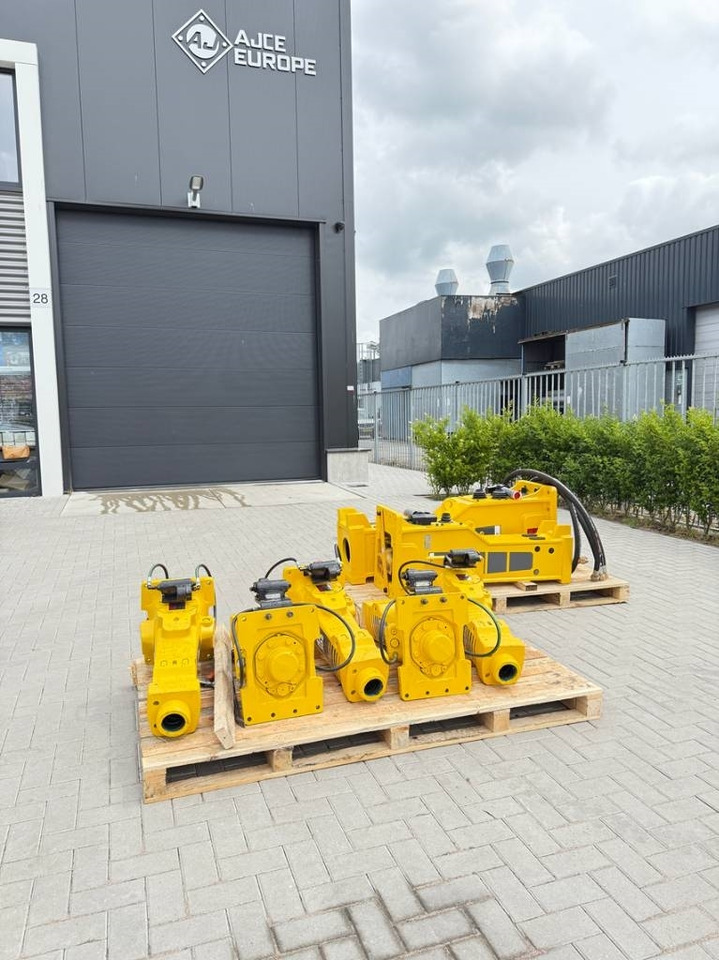 Epiroc Atlas copco SB302 - Martelo hidráulico de Máquina de construção: foto 1 Epiroc Atlas copco SB302 - Martelo hidráulico de Máquina de construção: foto 1