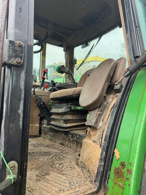 Trator JOHN DEERE 6400: foto 13