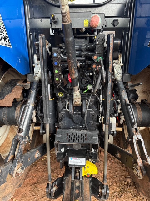 NEW HOLLAND T6.180 - Trator: foto 5 NEW HOLLAND T6.180 - Trator: foto 5