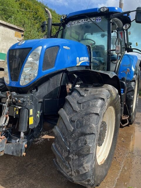 New Holland T7.220 - Trator: foto 3 New Holland T7.220 - Trator: foto 3