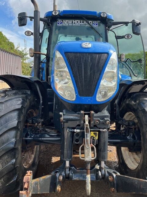 New Holland T7.220 - Trator: foto 1 New Holland T7.220 - Trator: foto 1